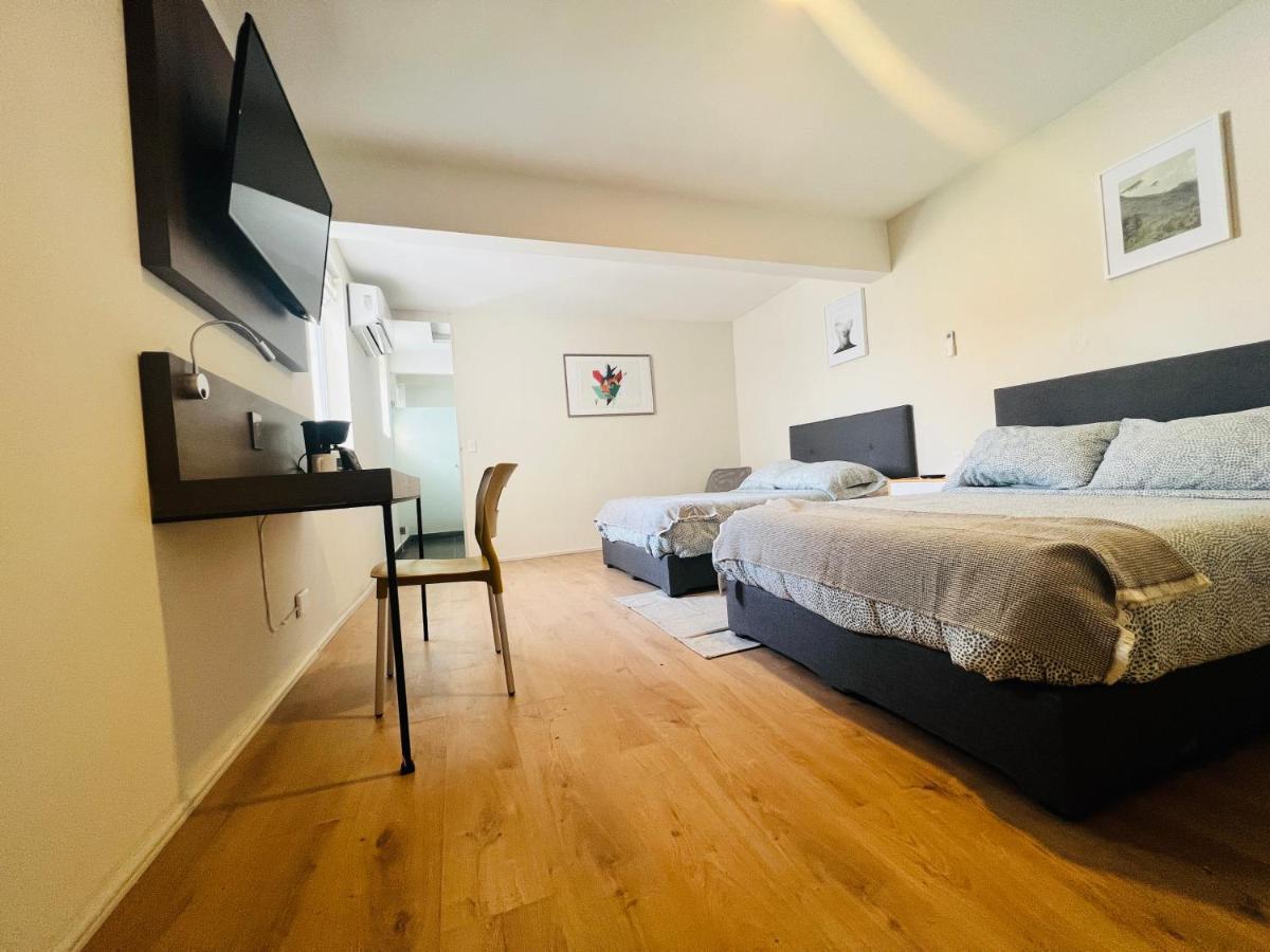 Suites Bauhaus Casa Blanca La Corregidora Екстериор снимка