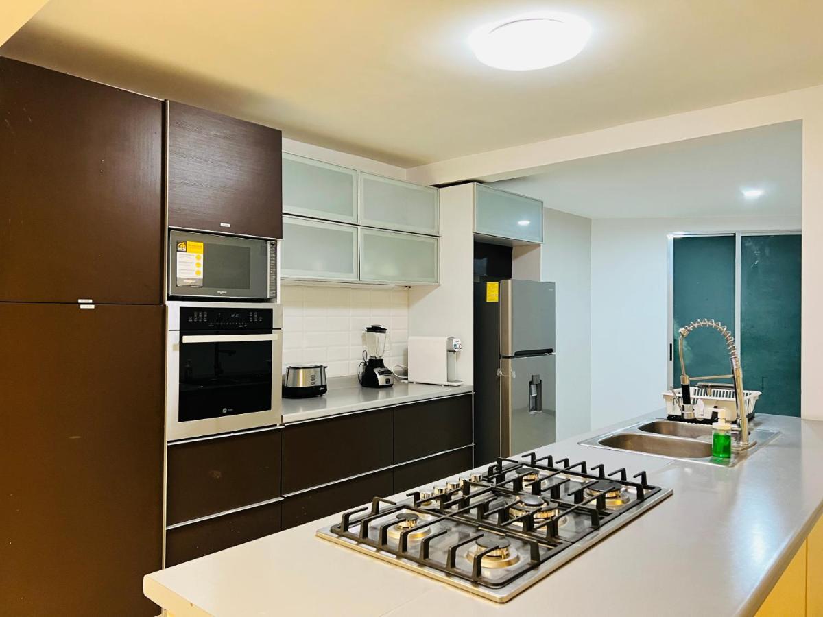 Suites Bauhaus Casa Blanca La Corregidora Екстериор снимка